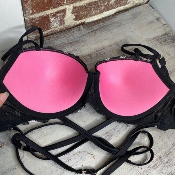 Pink Victoria’s Secret push up bra 32DDD - Picture 4 of 9